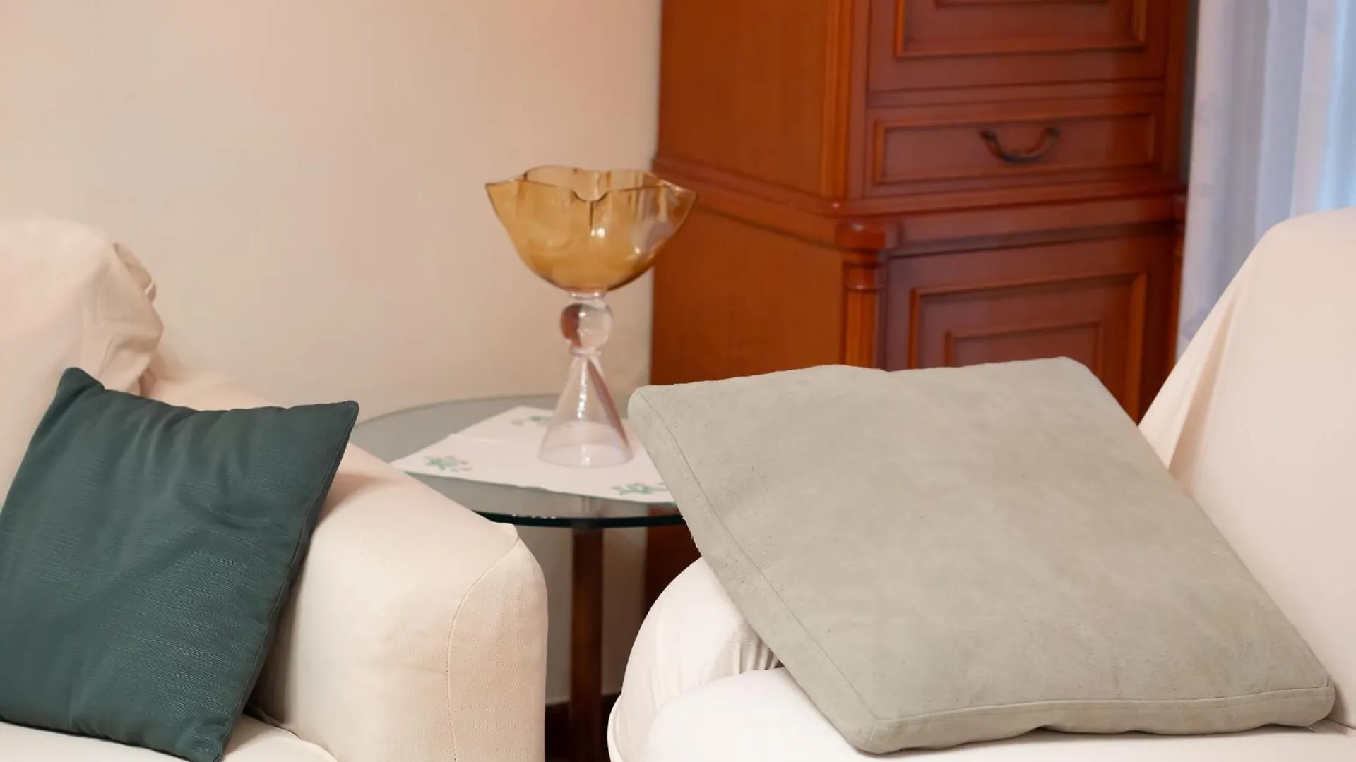Locami Apartment Affori Milaan